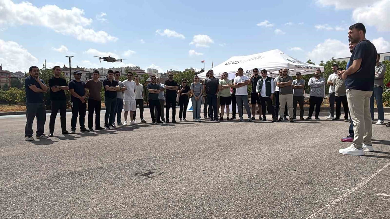 GAZİANTEP’TE DRON DESTEKLİ HABERCİLİK EĞİTİM PROGRAMI YAPILDI
