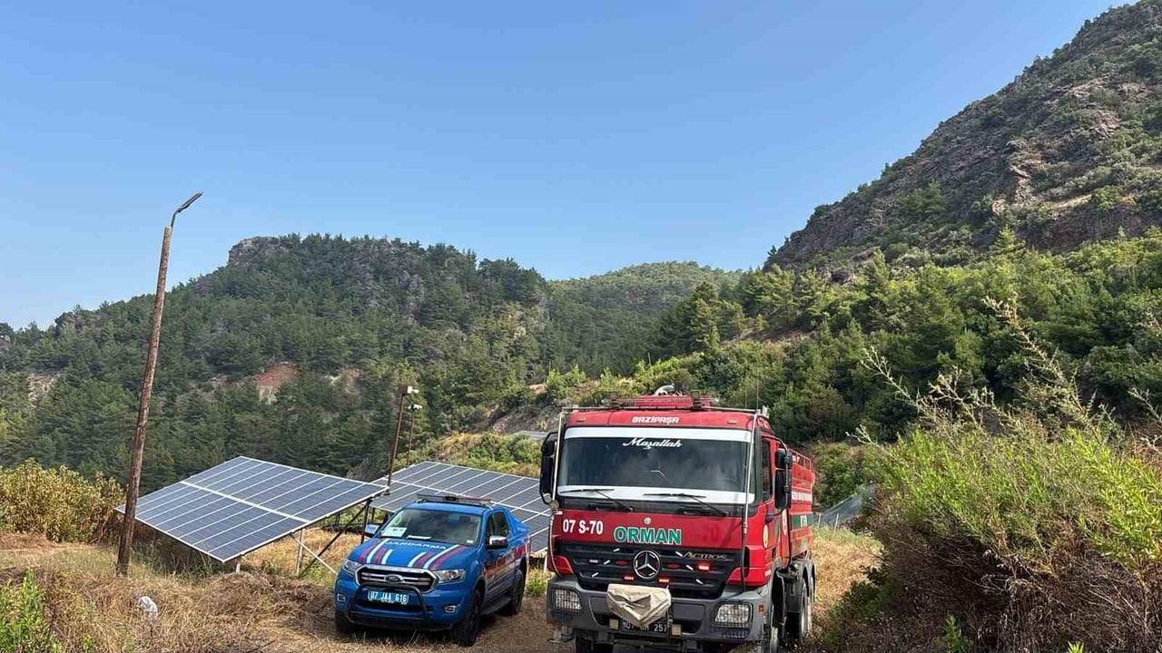 GAZİPAŞA’DA ÇIKAN YANGIN BÜYÜMEDEN SÖNDÜRÜLDÜ