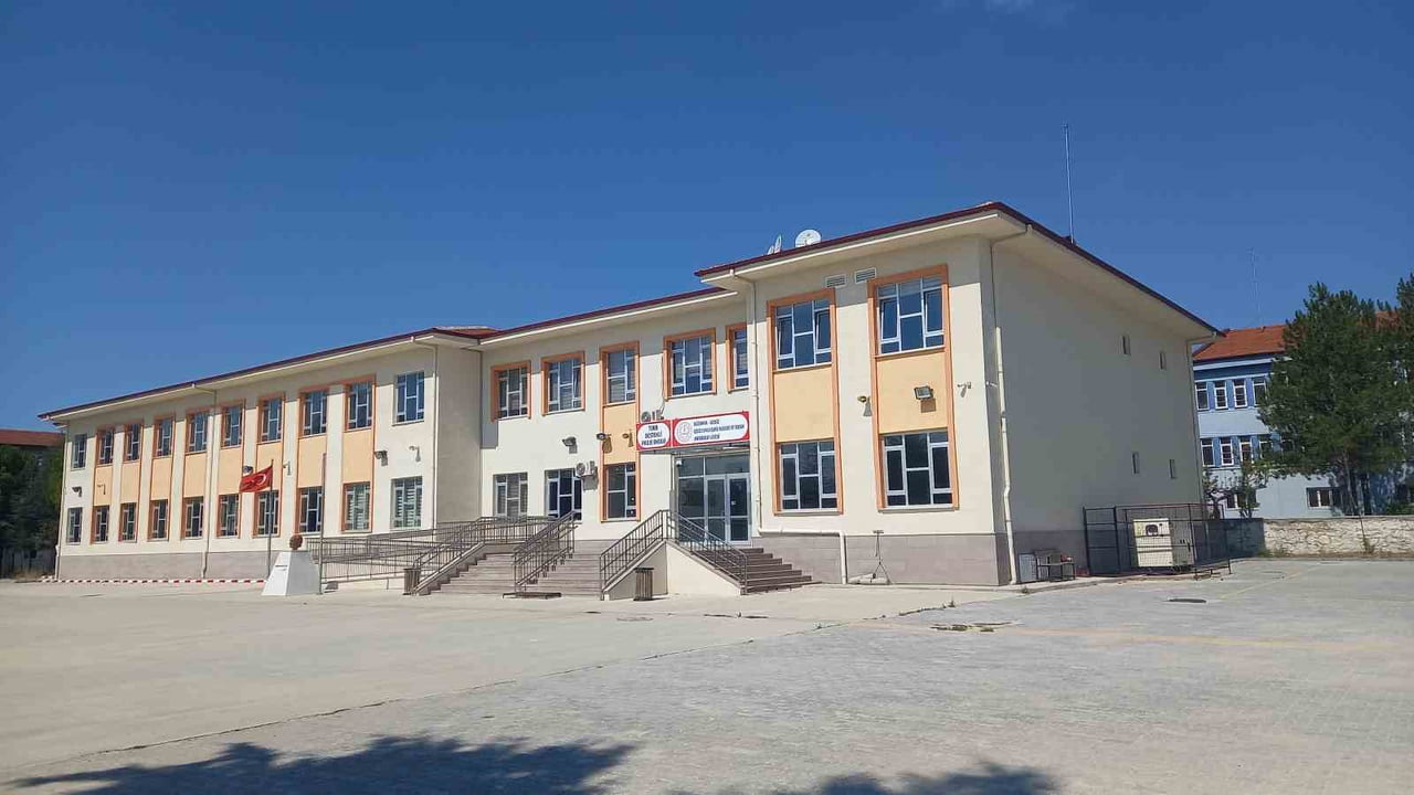 GEDİZ YUNUS EMRE MTAL BÜNYESİNDE ORTAOKUL BÖLÜMÜ AÇILDI