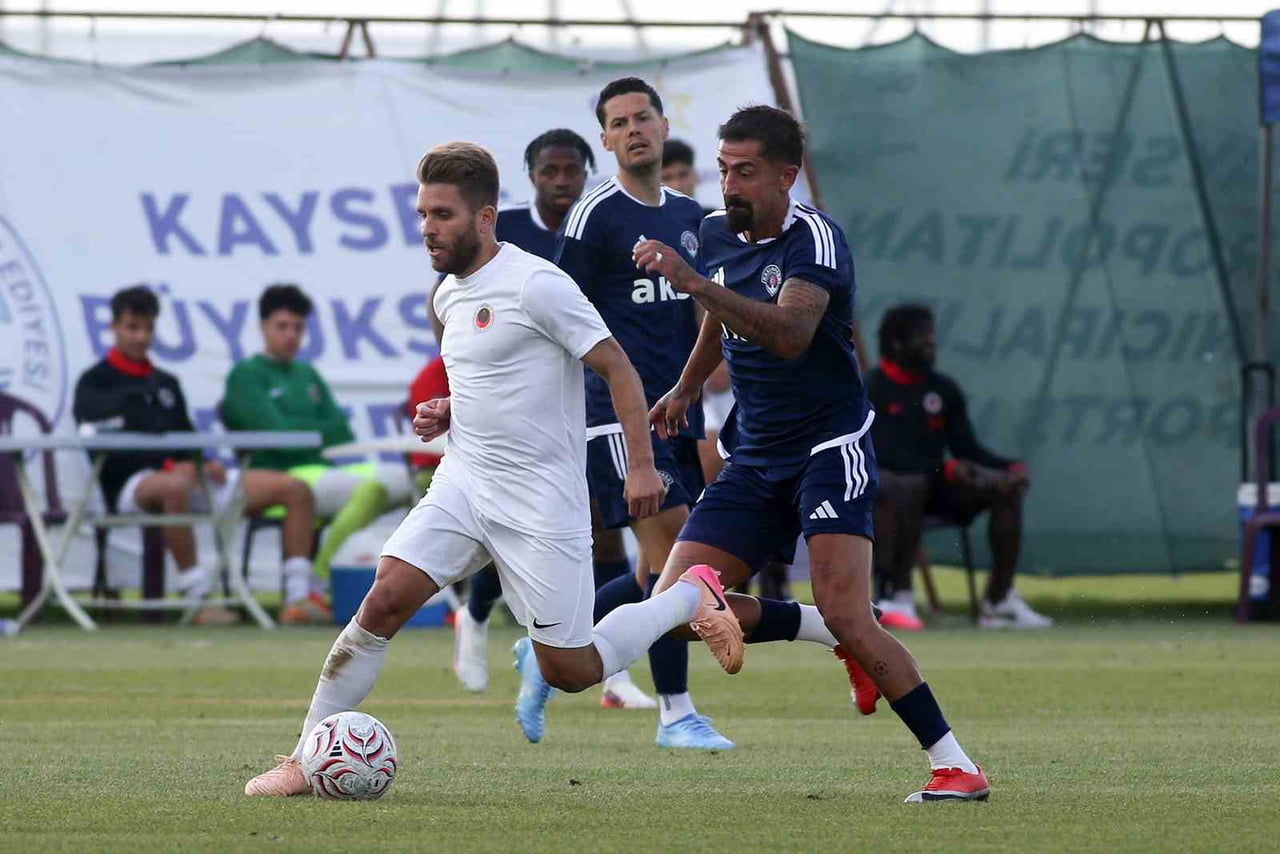 GENÇLERBİRLİĞİ, HAZIRLIK MAÇINDA KARŞI KARŞIYA GELDİĞİ KASIMPAŞA’YA 3-0 MAĞLUP OLDU.