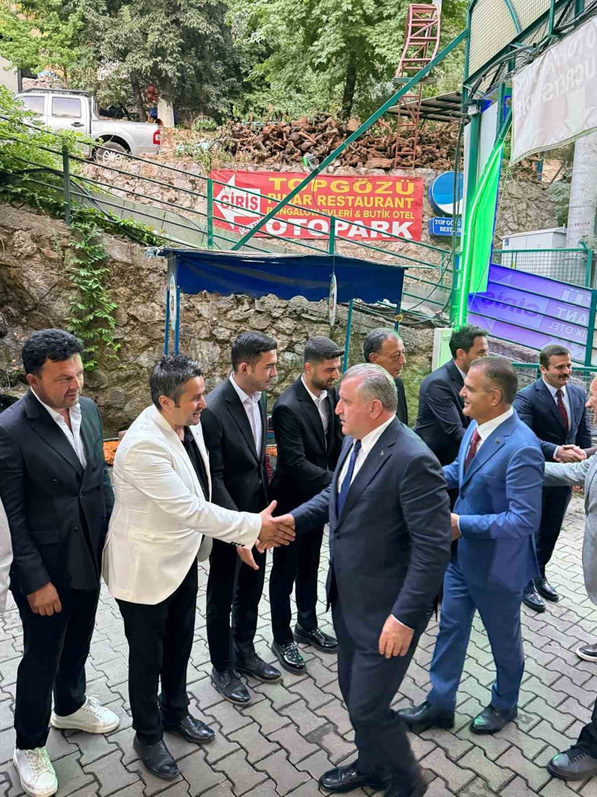 GENÇLİK VE SPOR BAKANI BAK’TAN PINAR MAHALLESİ’NE ZİYARET