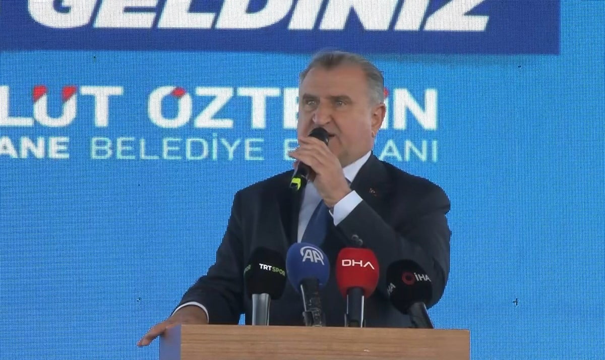 GENÇLİK VE SPOR BAKANI OSMAN AŞKIN BAK PROGRAMDA KONUŞMA YAPTI