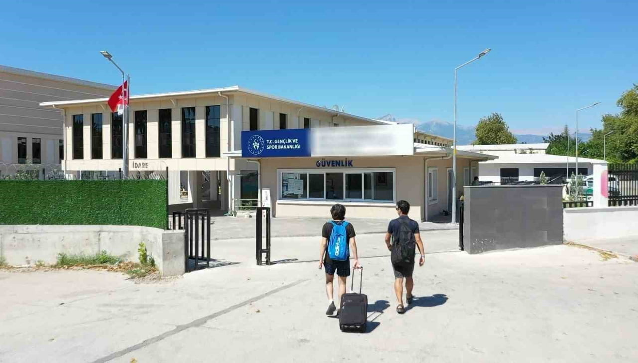 GENÇLİK VE SPOR BAKANLIĞI TARAFINDAN GENÇLERİN YAZ DÖNEMİNİ DAHA AKTİF, VERİMLİ VE KEŞİF DOLU...