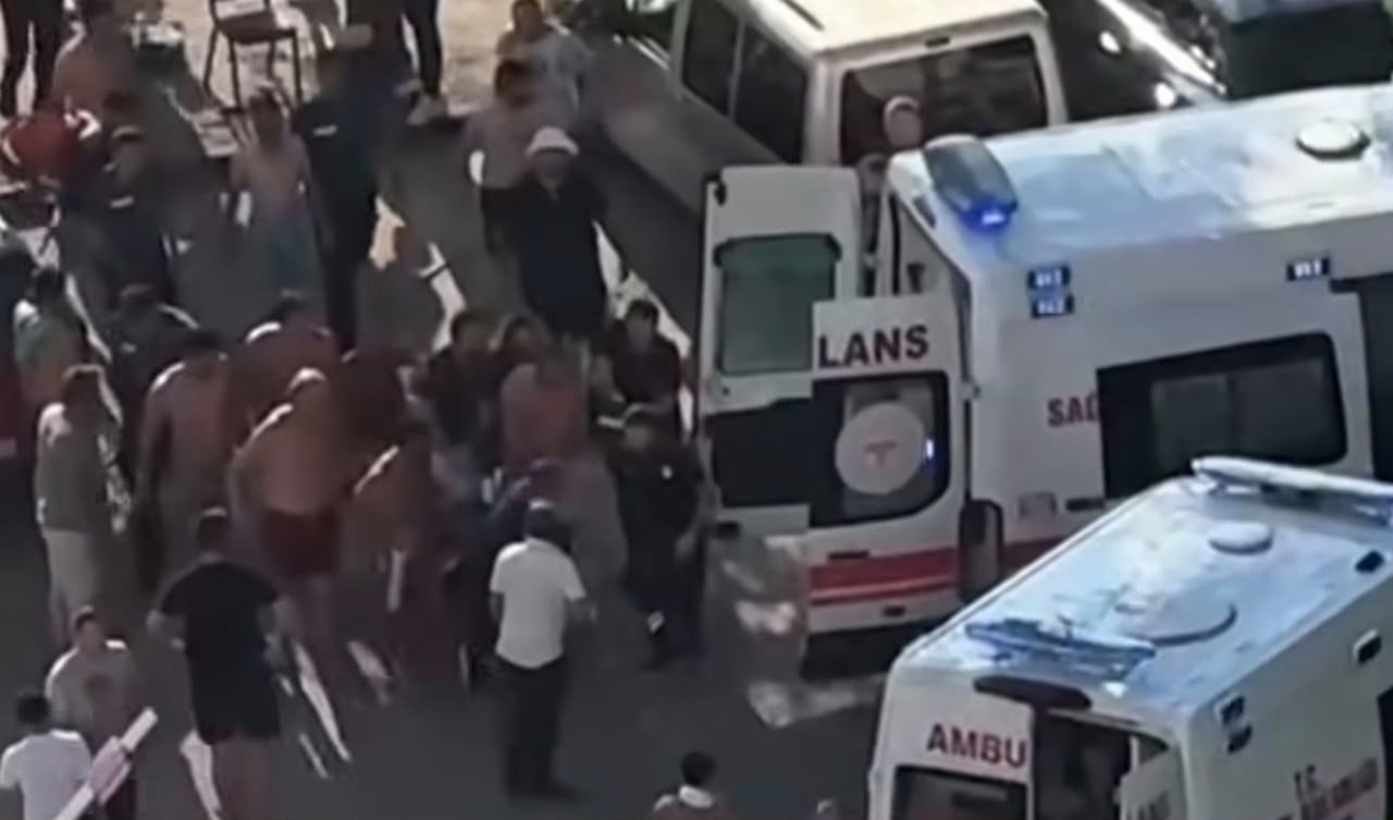 GİRESUN’DA DENİZDE BOĞULMA TEHLİKESİ GEÇİREN GAZİ UZMAN ÇAVUŞ ÜNAL CAK, KALDIRILDIĞI HASTANEDE...