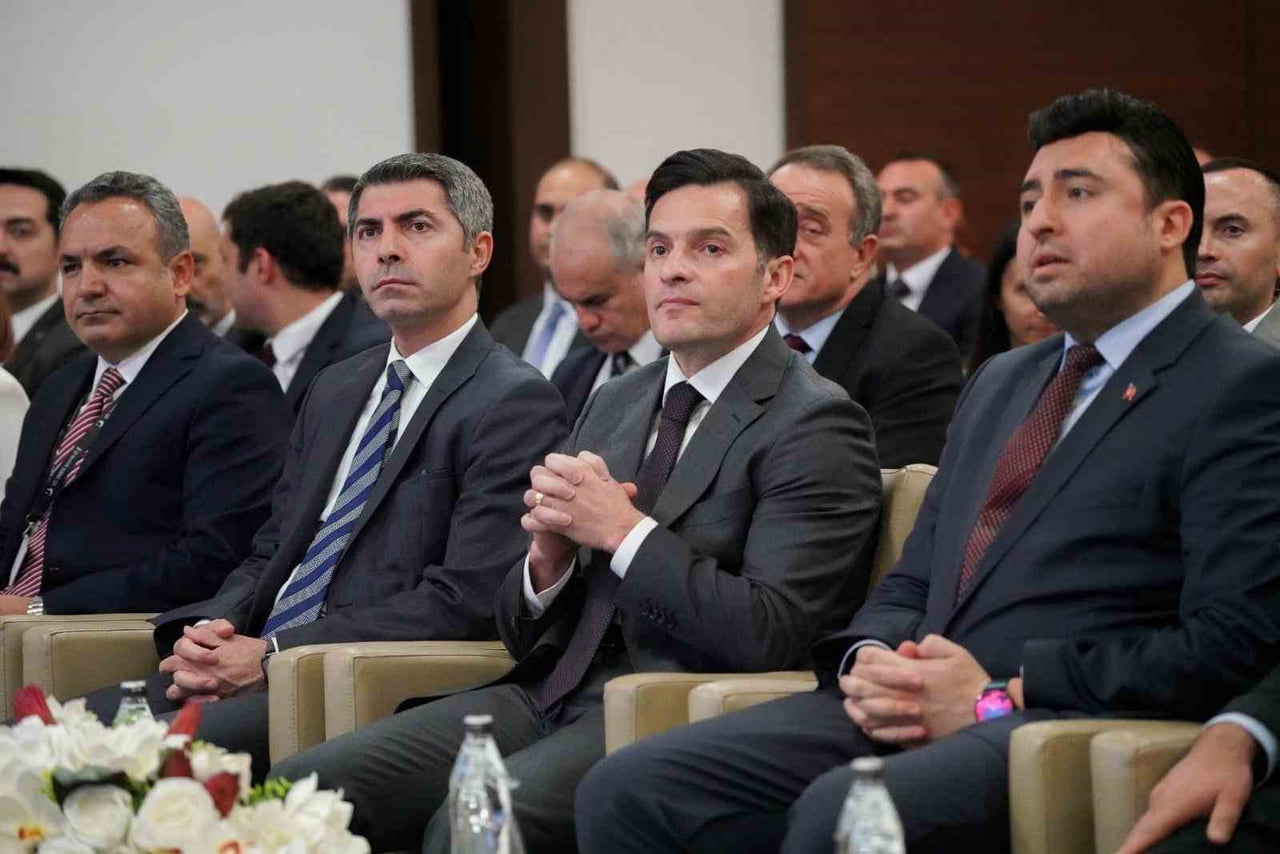 GÖÇ İDARESİ BAŞKANLIĞINCA, 15 TEMMUZ DEMOKRASİ VE MİLLİ BİRLİK GÜNÜ ANMA ETKİNLİKLERİ KAPSAMINDA...