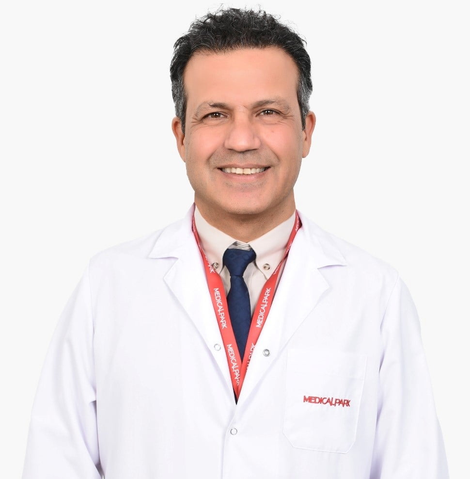 GÖĞÜS CERRAHİSİ UZMANI PROF. DR. GÜRHAN ÖZ