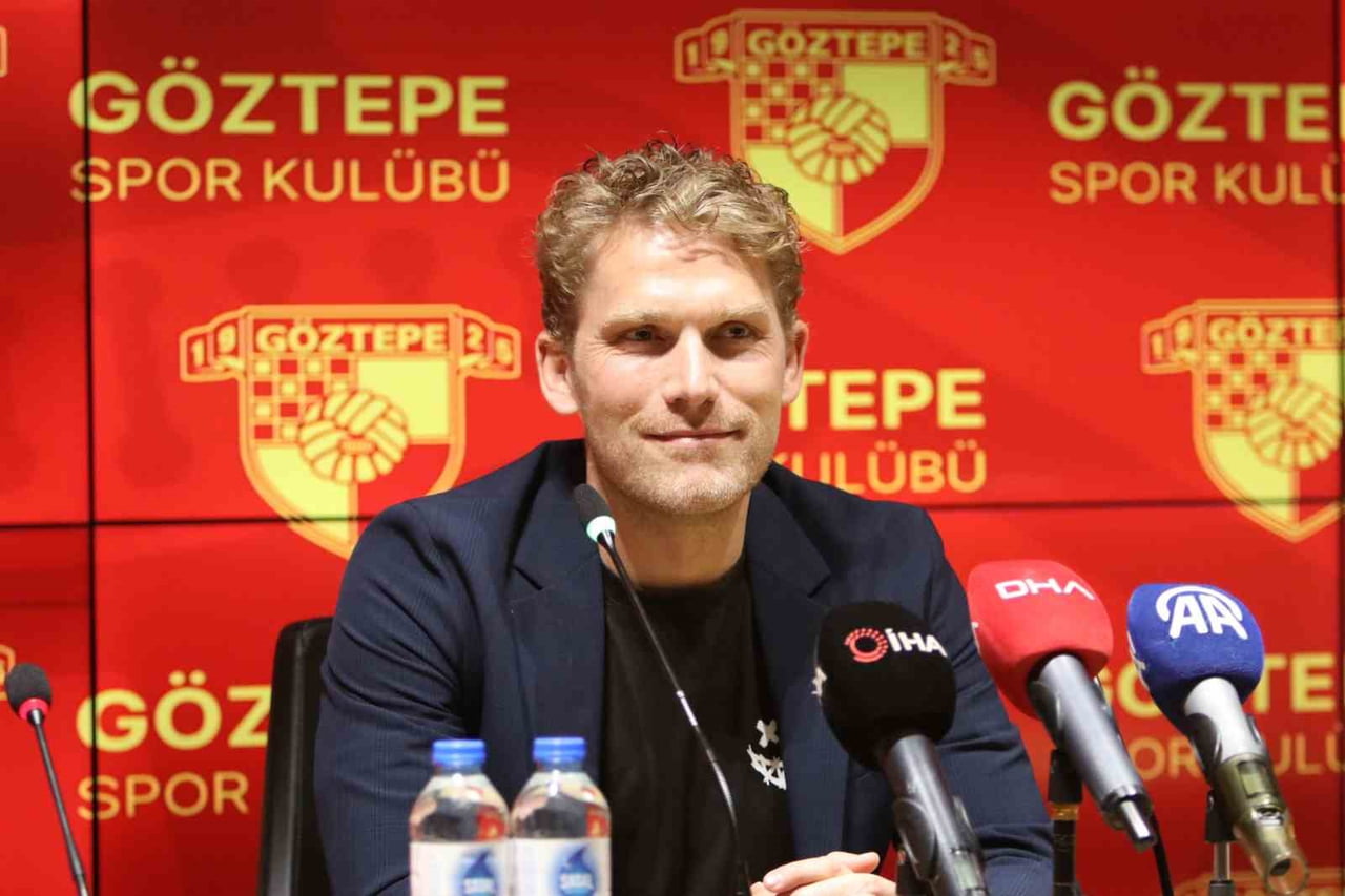 GÖZTEPE BAŞKANI RASMUS ANKERSEN