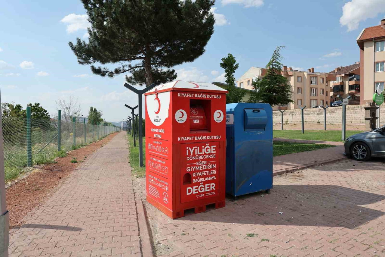 HACILAR BELEDİYESİ İLE TÜRK KIZILAY KAYSERİ ŞUBESİ İŞ BİRLİĞİNDE, KULLANILMAYAN TEKSTİL...