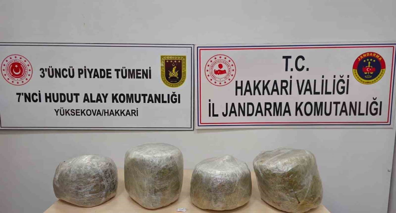 HAKKARİ’NİN YÜKSEKOVA İLÇESİNDE JANDARMA EKİPLERİNCE YÜRÜTÜLEN ÇALIŞMALAR SONUCUNDA 11 KİLO 350...