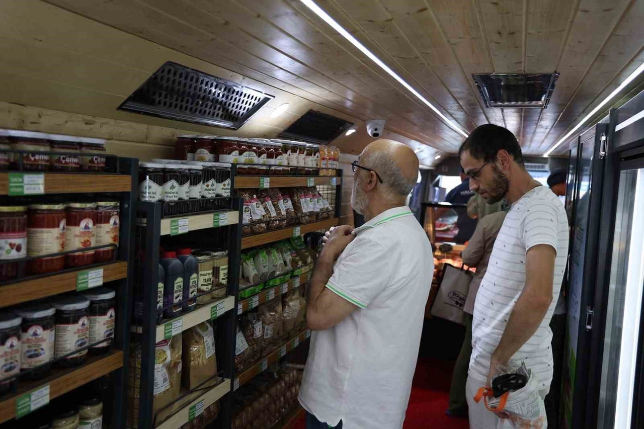 HALK EGE ET BOZDOĞAN’DA VATANDAŞLARLA BULUŞTU