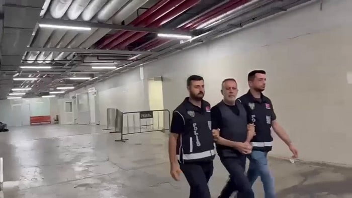 HALUK LEVENT'İN ELLERİ KELEPÇELİ GÖRÜNTÜSÜ ORTAYA ÇIKTI