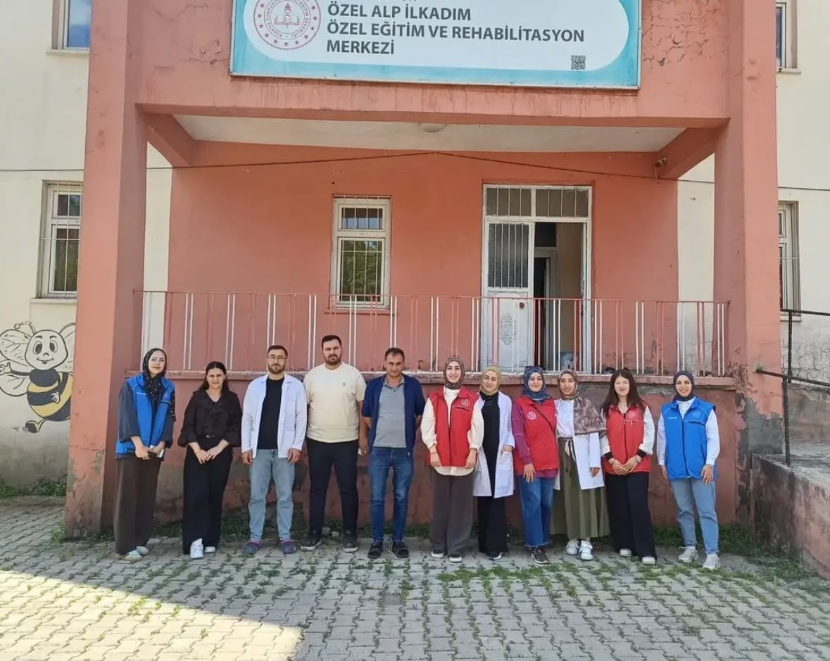 HAMUR GENÇLİK MERKEZİ’NDEN ÖZEL ÖĞRENCİLERE ANLAMLI ZİYARET