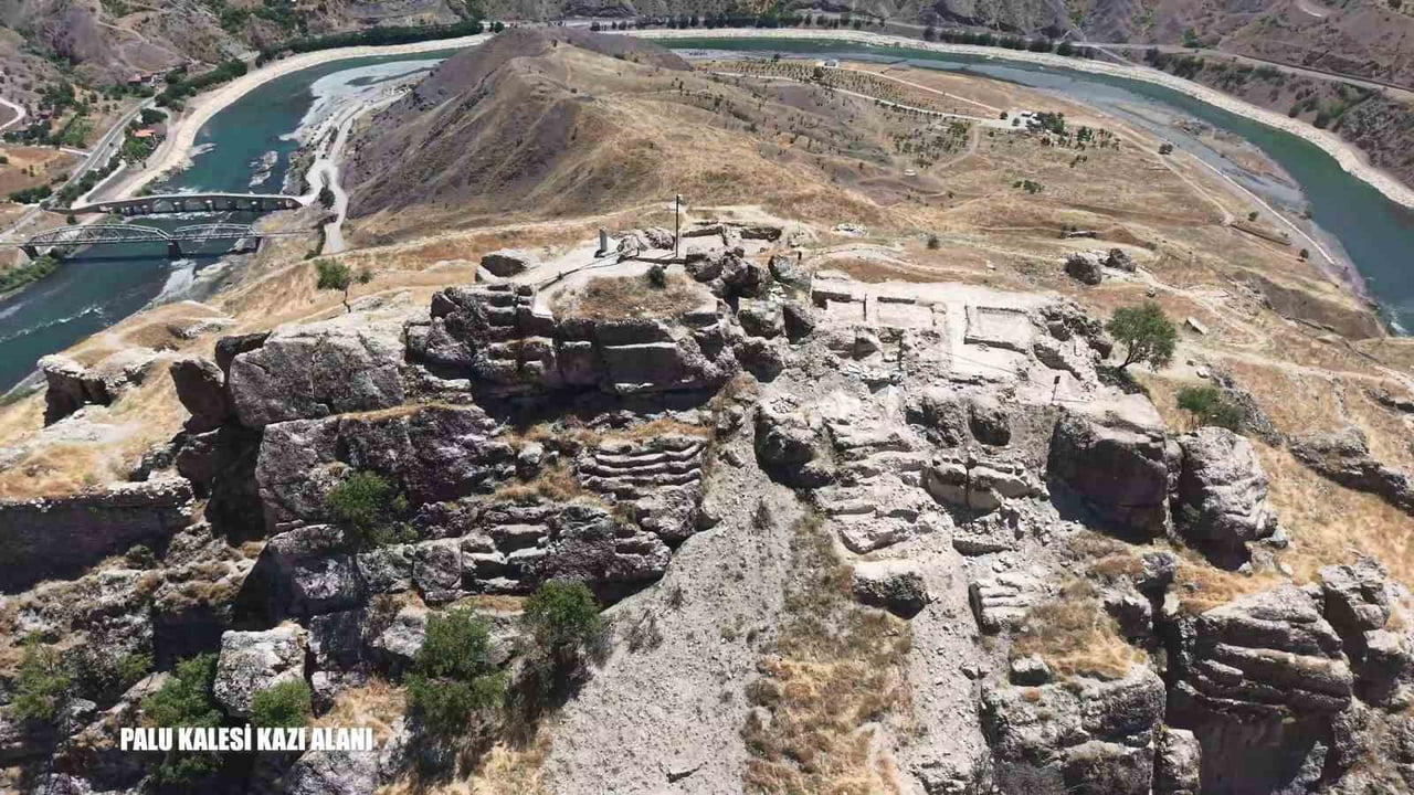 HARPUT KALESİ, PALU KALESİ, TADIM KALESİ VE SALKAYA KÖY MOZAİK ALANINDA BAŞLATILAN BİLİMSEL KAZI...