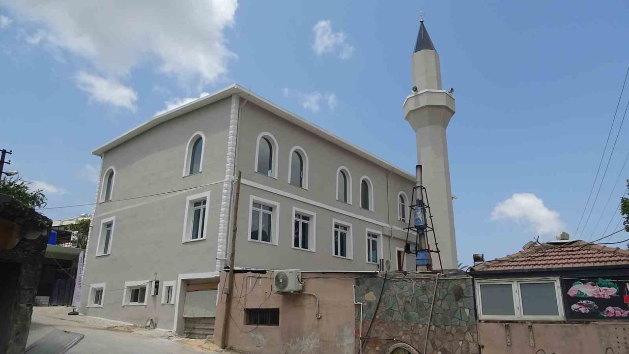 HATAY'DA DEPREM SONRASI İNŞA EDİLEN 131’İNCİ CAMİ OLAN ‘SARAYBURNU MERYEM BAĞBAŞI CAMİİ’, VALİ...