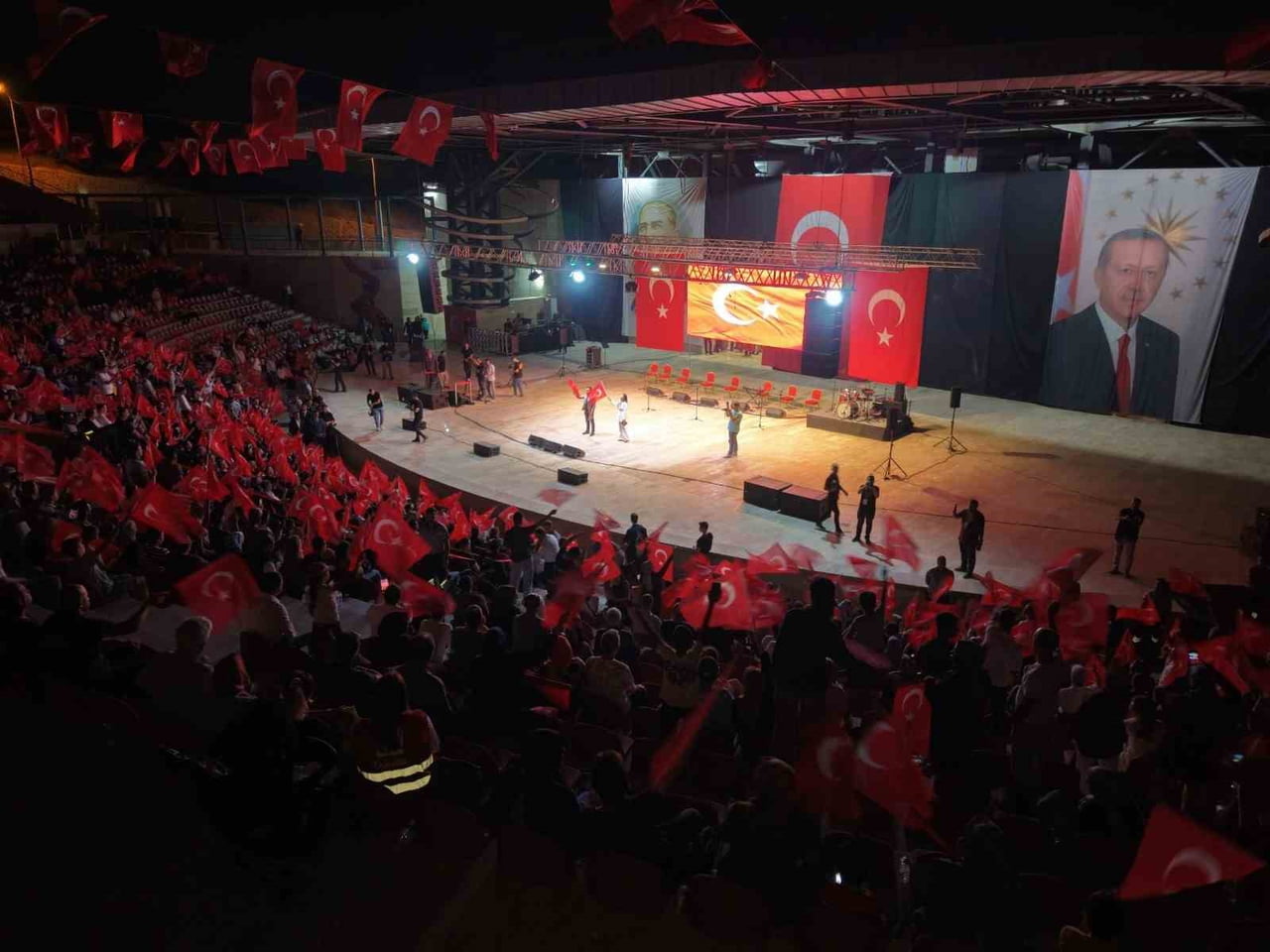 HATAY BÜYÜKŞEHİR BELEDİYESİ (HBB) İLE HATAY VALİLİĞİ 15 TEMMUZ DEMOKRASİ VE MİLLİ BİRLİK GÜNÜ...