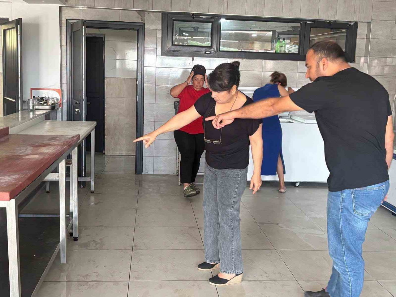 HATAY’DA GIDA KONTROL GÖREVLİLERİ TARAFINDAN ÜRETİM, SATIŞ VE TOPLU TÜKETİM İŞLETMELERİNDE DENETİM...