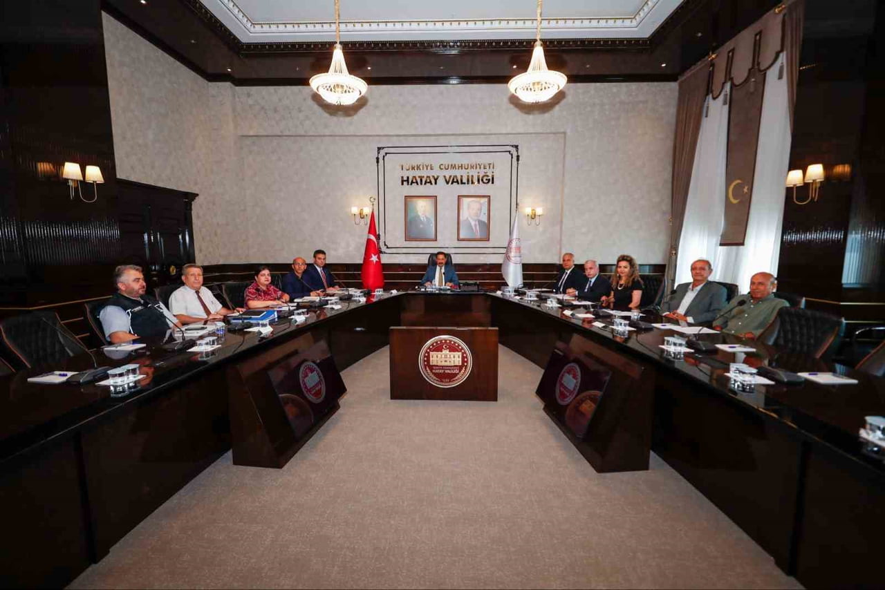 HATAY VALİSİ MUSTAFA MASATLI BAŞKANLIĞINDA GERÇEKLEŞTİRİLEN TOPRAK KORUMA KURULU TOPLANTISI’NDA...