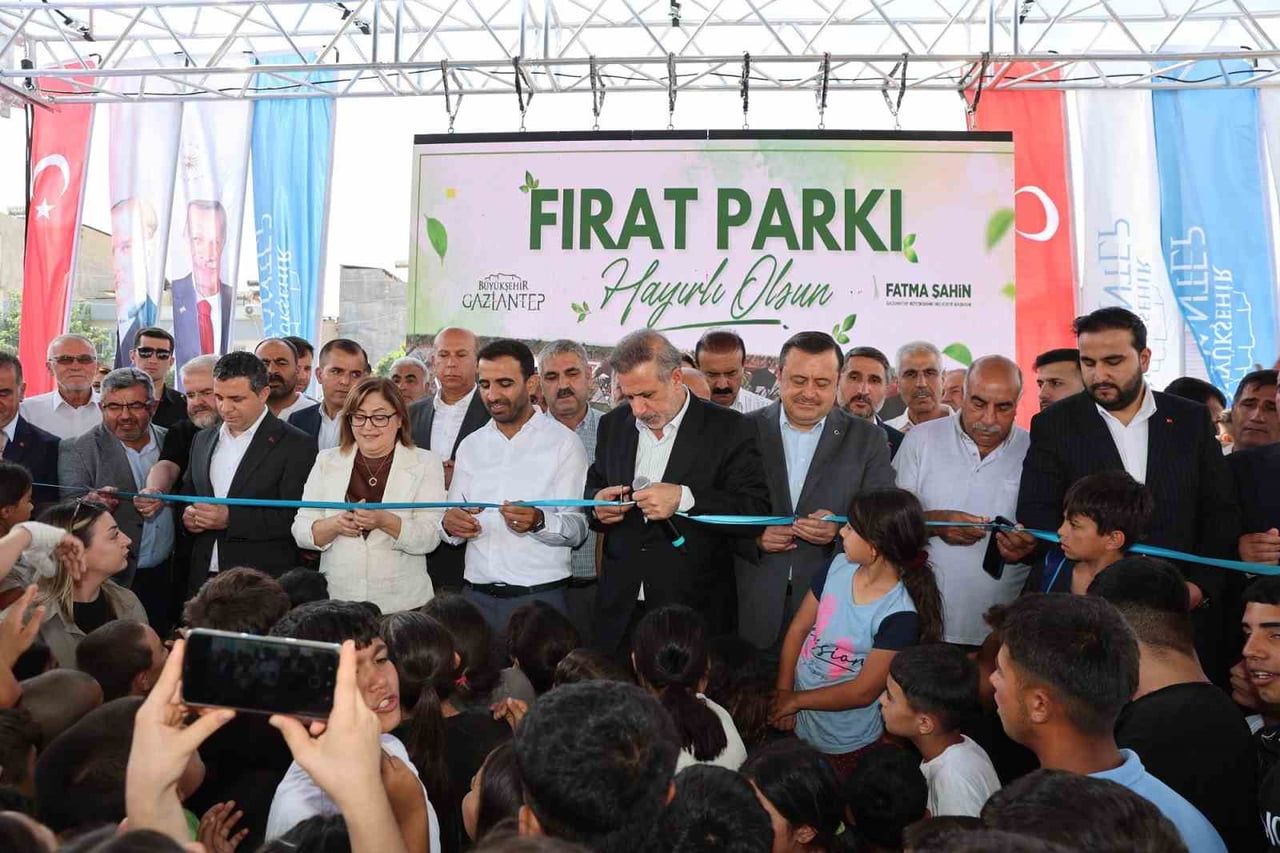 HAYAT PROJESİ FIRAT MAHALLESİ PARKI, DÜZENLENEN TÖRENLE VATANDAŞLARIN HİZMETİNE AÇILDI.