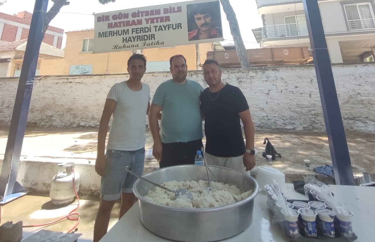 HAYRANLARI, FERDİ TAYFUR İÇİN HAYIR YAPTI