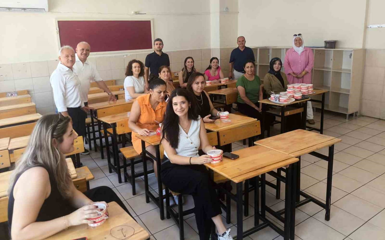 HAZIRLANAN AŞURELER, ANTALYA İL MİLLİ EĞİTİM MÜDÜRLÜĞÜ İLE MURATPAŞA İLÇE MİLLİ EĞİTİM MÜDÜRLÜĞÜ...