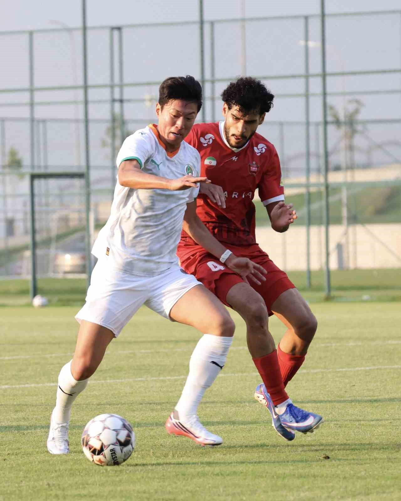 HAZIRLIK MAÇINDA TRENDYOL SÜPER LİG EKİBİ ALANYASPOR, İRAN PERSİAN GULF PRO LEAGUE TEMSİLCİSİ...