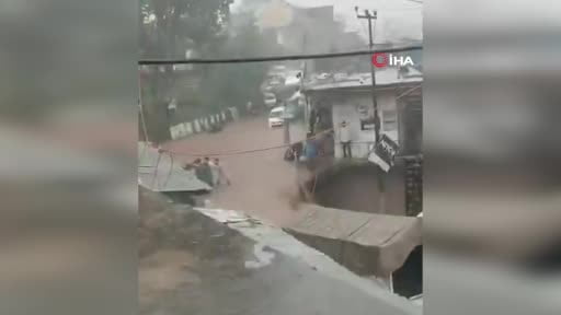 Hindistan’ın Cemmu Keşmir eyaletine bağlı Poonch, Rajouri ve Doda bölgeleri ile Nagaland ve Assam...