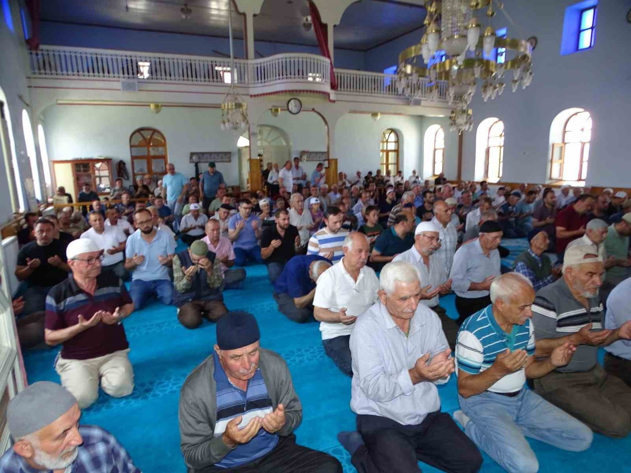 HİSARCIK'TA 15 TEMMUZ ŞEHİTLERİ İÇİN MEVLİT PROGRAMI DÜZENLENDİ