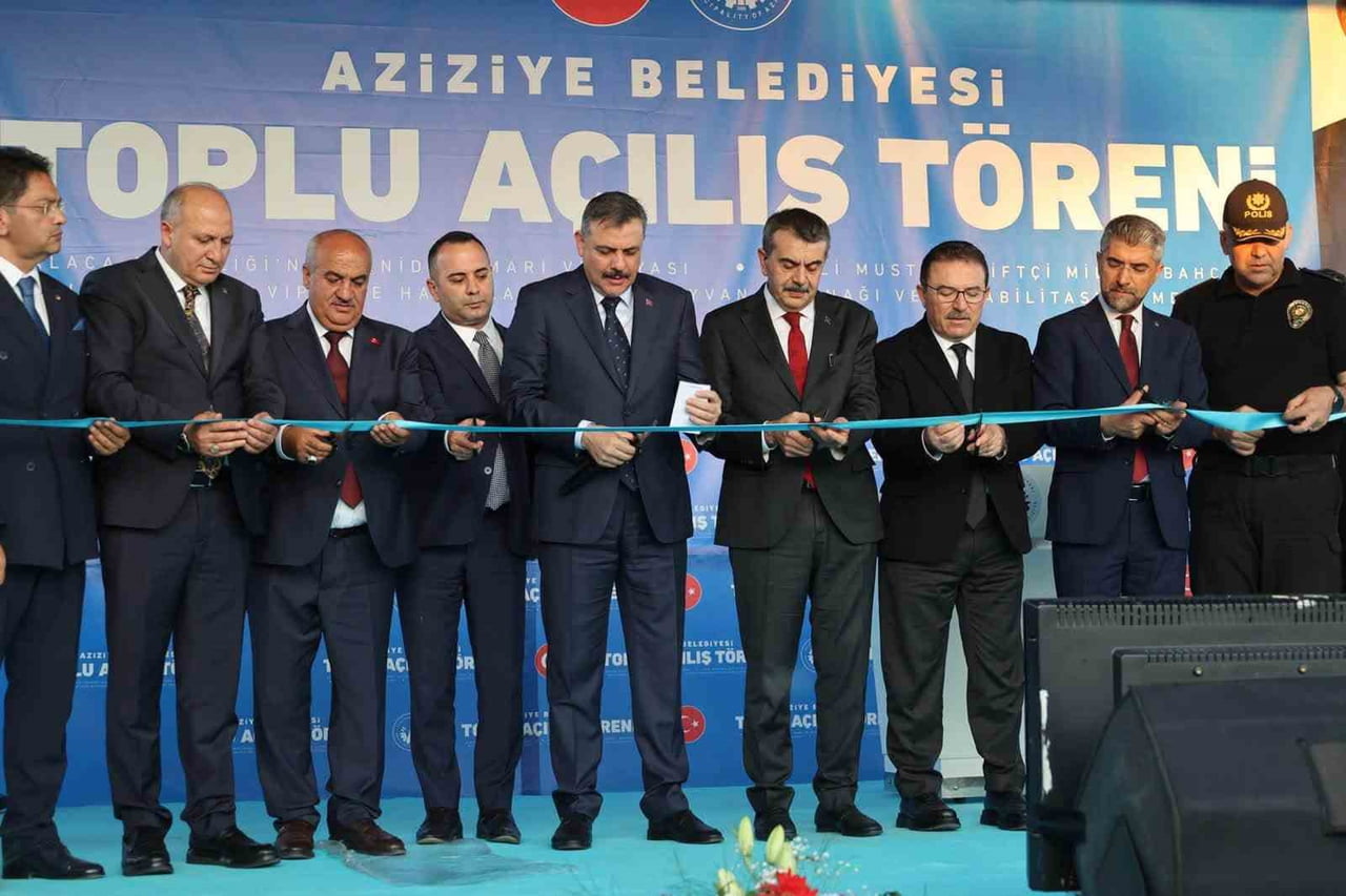 İÇİŞLERİ BAKANI MUSTAFA ÇİFTÇİ, ERZURUM PROGRAMI KAPSAMINDA ADININ VERİLDİĞİ MİLLET BAHÇESİ'NİN DE...