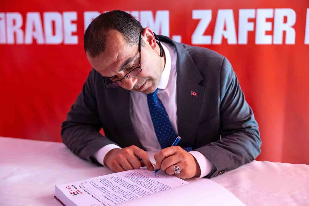 IĞDIR VALİSİ M. FIRAT TAŞOLAR