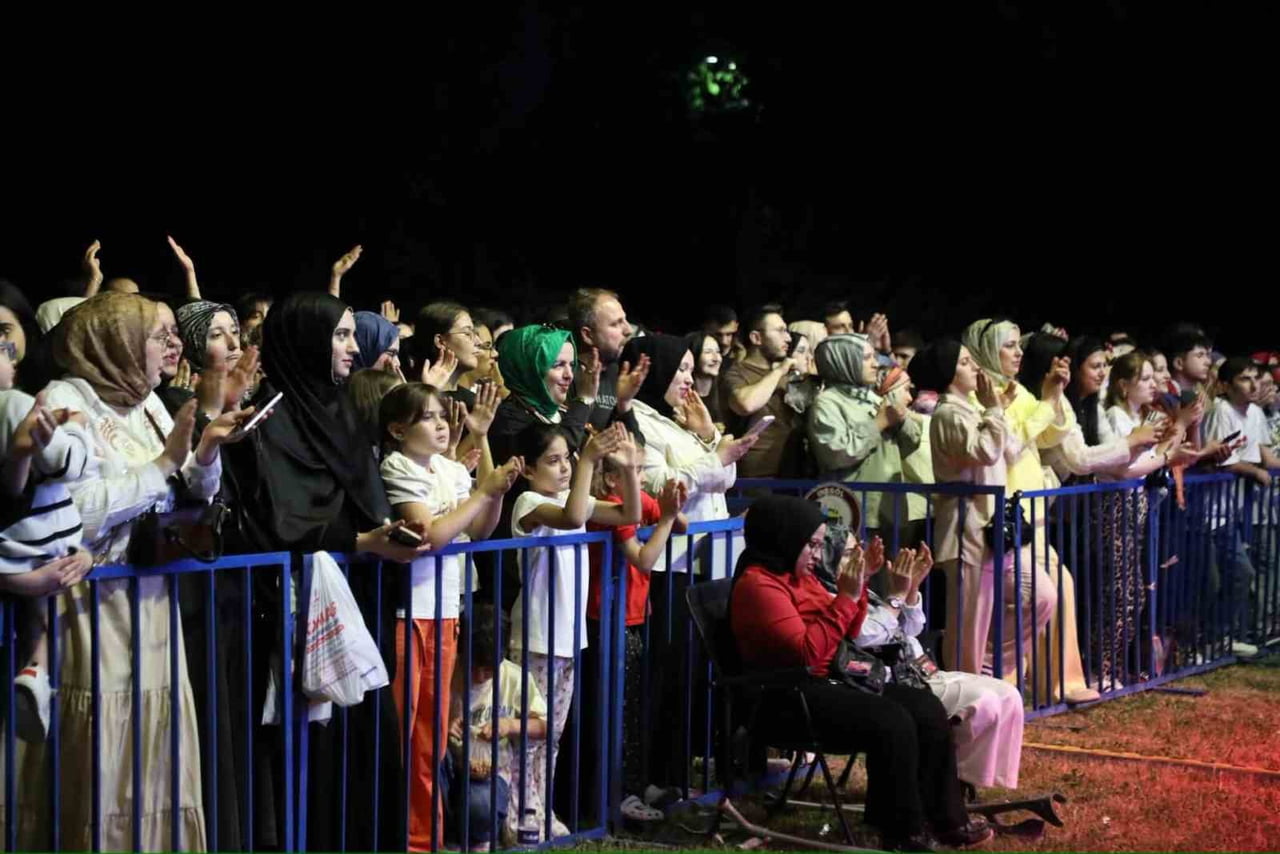 İNEGÖL BELEDİYESİ’NİN 39. ULUSLARARASI KÜLTÜR SANAT FESTİVALİ COŞKUSU SÜRÜYOR. FESTİVALİN BEŞİNCİ...