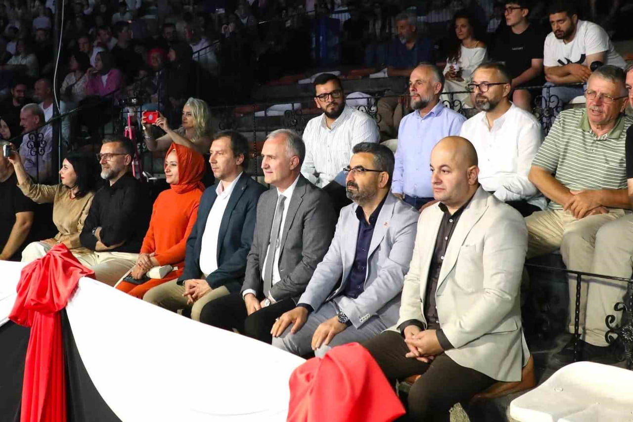 İNEGÖL BELEDİYESİ’NİN DÜZENLEDİĞİ 39. ULUSLARARASI KÜLTÜR SANAT FESTİVALİ KAPSAMINDA BU YIL...