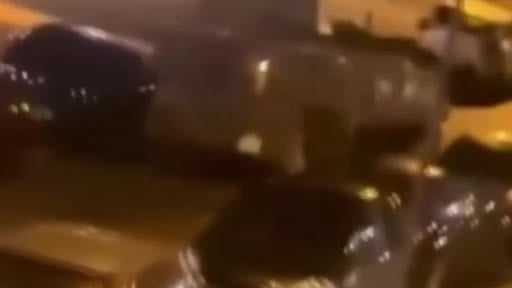 İngiltere'nin Wiltshire bölgesindeki bir askeri üste iki alkollü asker, izinsiz aldıkları zırhlı...