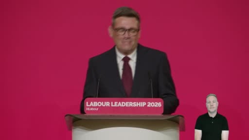 İngiltere’de İşçi Partisi liderliğine seçilen Andy Burnham, ilk konuşmasında değişim sözü vererek...