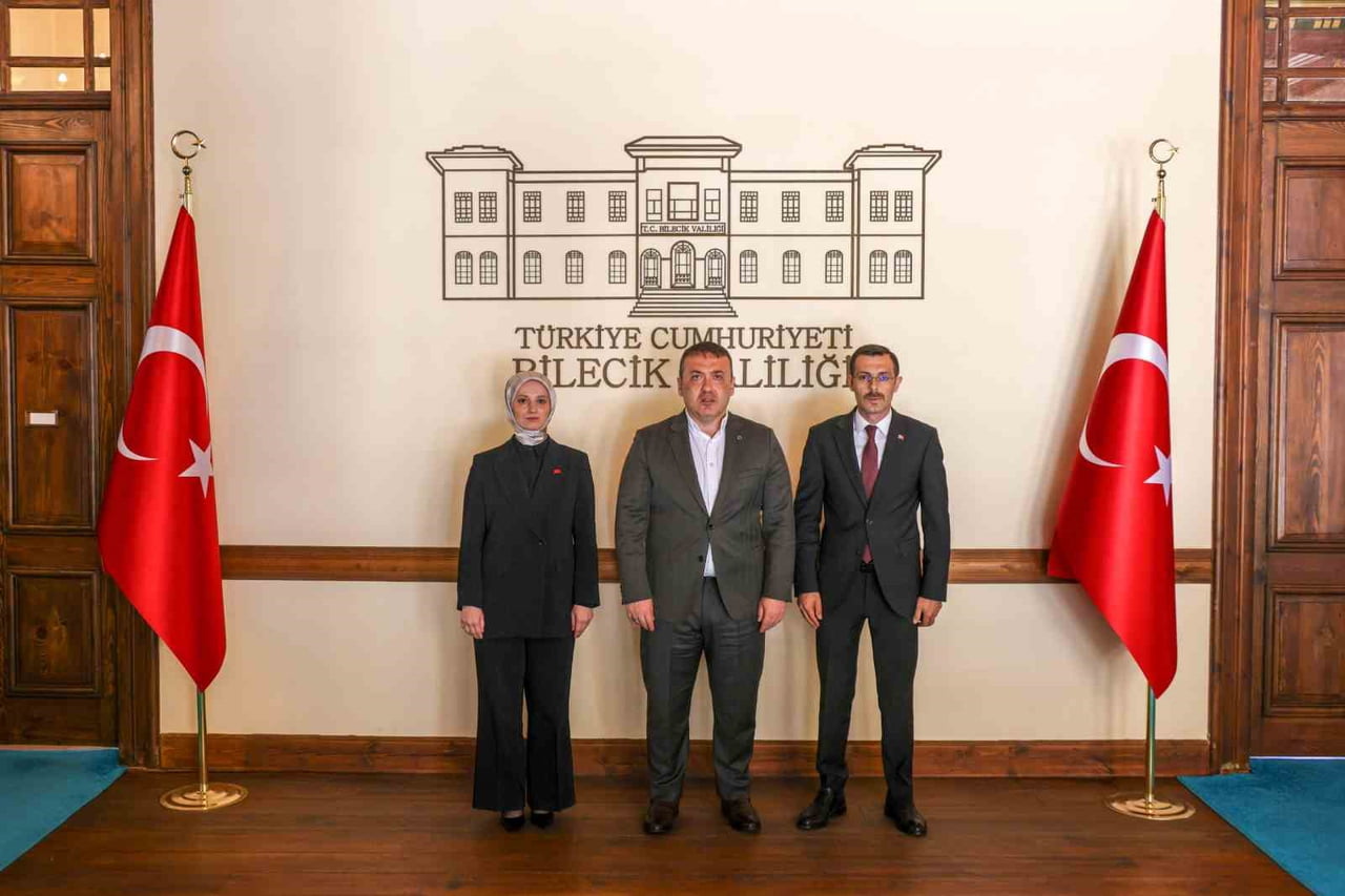 İNHİSAR VE YENİPAZAR KAYMAKAMLARI GÖREVE BAŞLADI