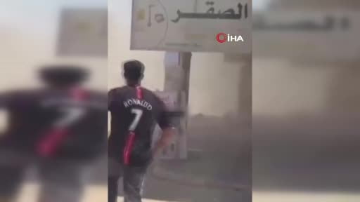 İsrail’in yürürlükteki ateşkese rağmen Gazze şehrindeki Nuseyrat Mülteci Kampı’nda bir cenaze...