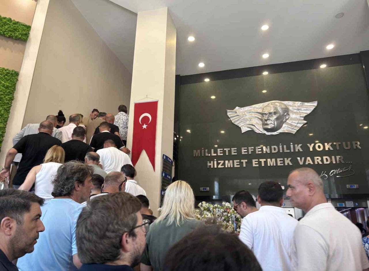 İSTANBUL CUMHURİYET BAŞSAVCILIĞINCA İZMİT BELEDİYESİNE YÖNELİK YÜRÜTÜLEN SORUŞTURMA KAPSAMINDA...