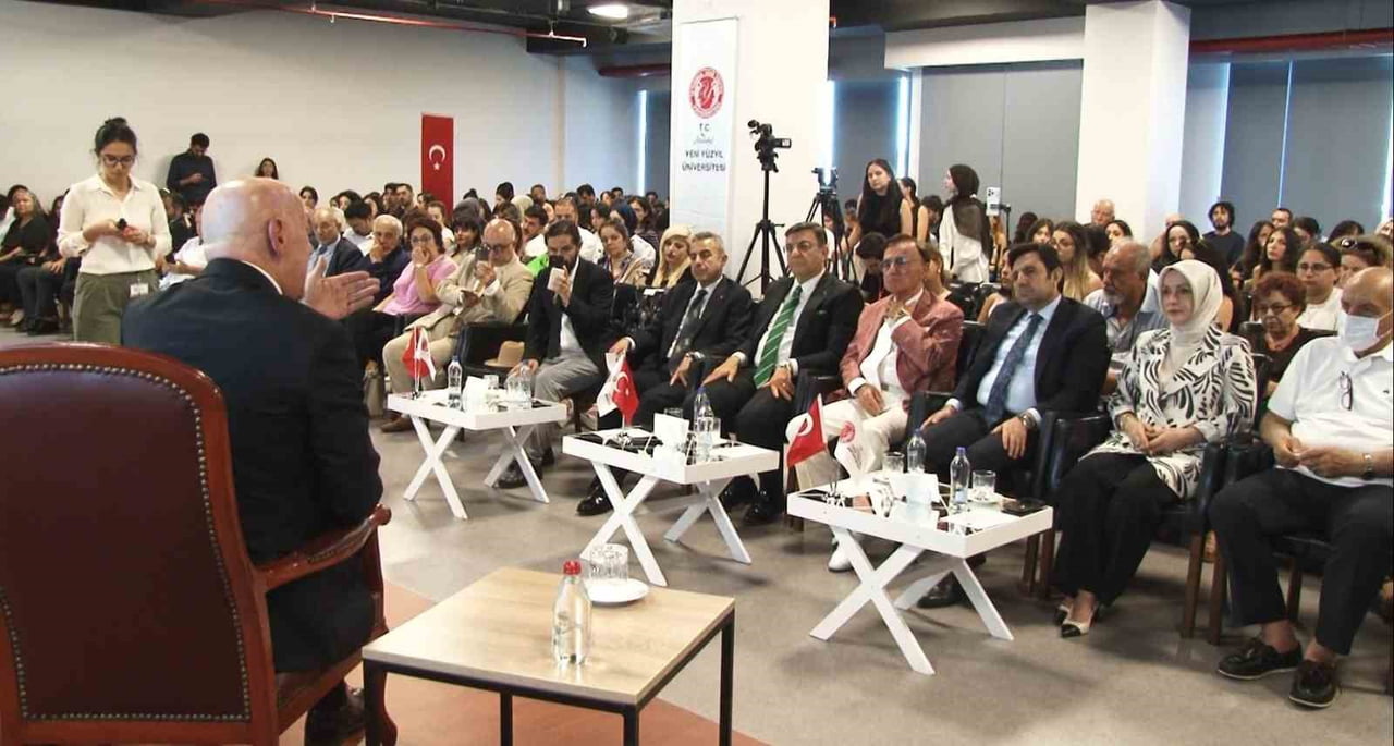 İSTANBUL YENİ YÜZYIL ÜNİVERSİTESİ'NDE DÜZENLENEN "10.YILINDA 15 TEMMUZ BİLİNCİ" PANELİNDE...