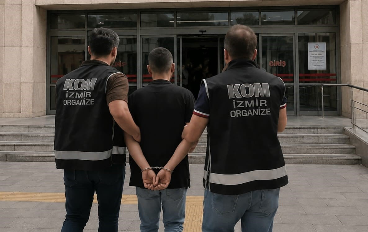 İZMİR'DE SİLAH OPERASYONU: 1 TUTUKLAMA