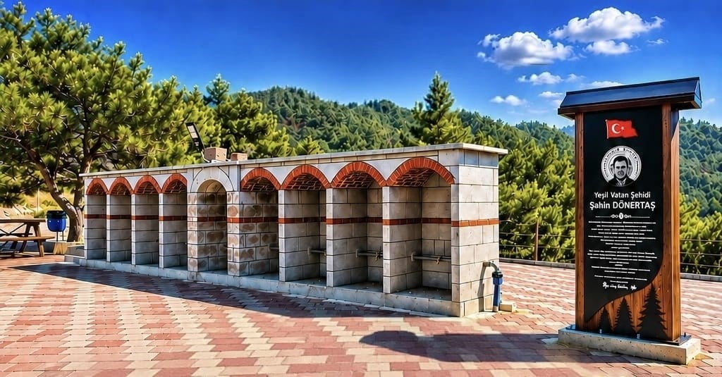 İZMİR'İN BERGAMA İLÇESİNDE ÇIKAN ORMAN YANGININA GİDERKEN GEÇİRDİĞİ TRAFİK KAZASINDA ŞEHİT OLAN...