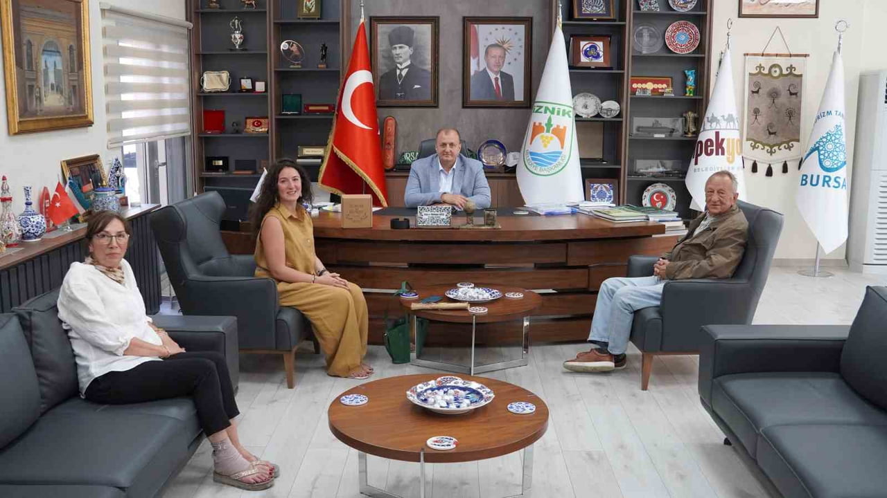 İZNİK BELEDİYE BAŞKANI KAĞAN MEHMET USTA, ULUSLARARASI YARIŞMALARDA ÖNEMLİ BAŞARILARA İMZA ATAN...
