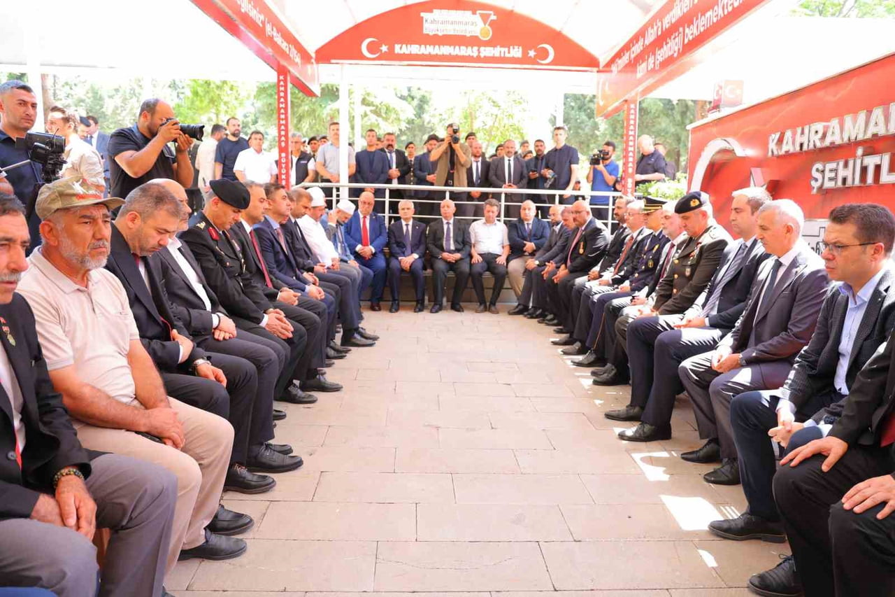 KAHRAMANMARAŞ'TA, 15 TEMMUZ DEMOKRASİ VE MİLLİ BİRLİK GÜNÜ DOLAYISIYLA DÜZENLENEN ANMA PROGRAMLARI...