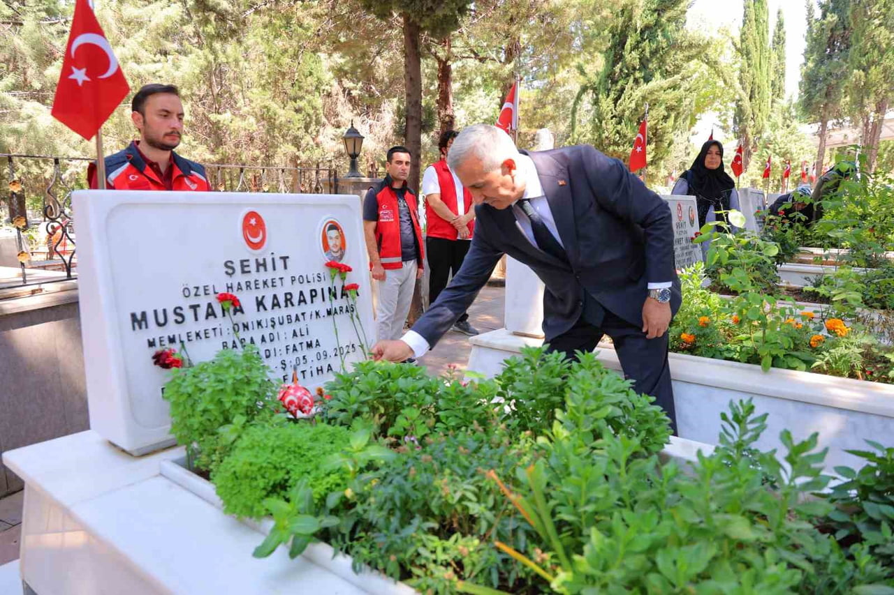 KAHRAMANMARAŞ'TA, 15 TEMMUZ DEMOKRASİ VE MİLLİ BİRLİK GÜNÜ DOLAYISIYLA DÜZENLENEN ANMA PROGRAMLARI...