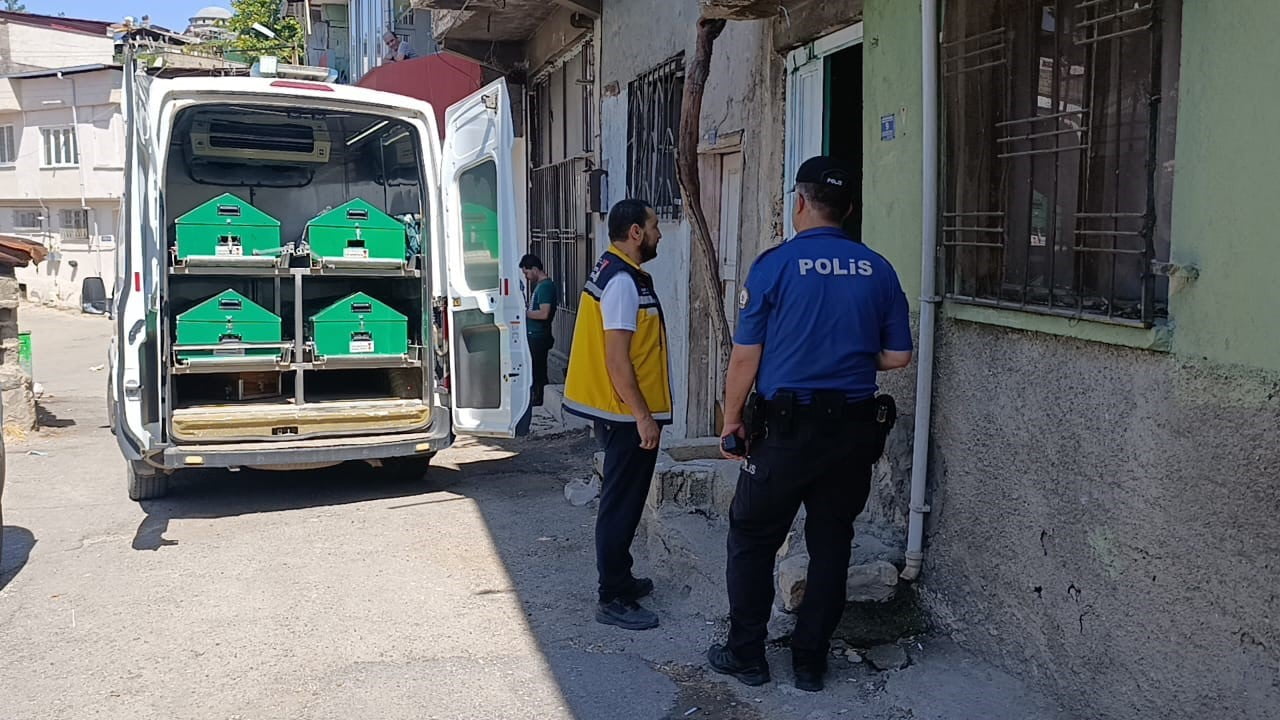 KAHRAMANMARAŞ'TA SAHTE RAKI TÜKETTİĞİ İDDİA EDİLEN BİR KİŞİ DAHA YAŞAMINI YİTİRDİ. OLAYLA İLGİLİ...