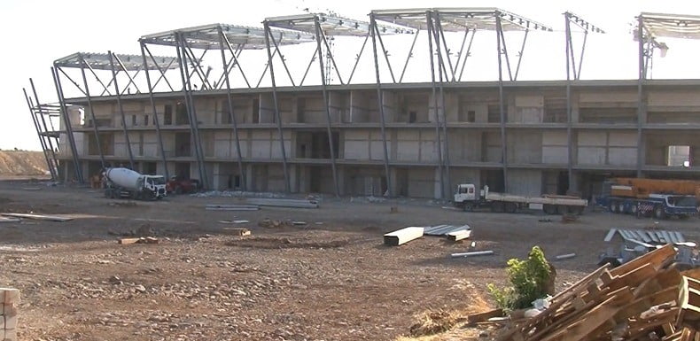 KAHRAMANMARAŞ'TA YAPIMI DEVAM EDEN 17 BİN 500 SEYİRCİ KAPASİTELİ YENİ STADYUM İNŞAATINDA...