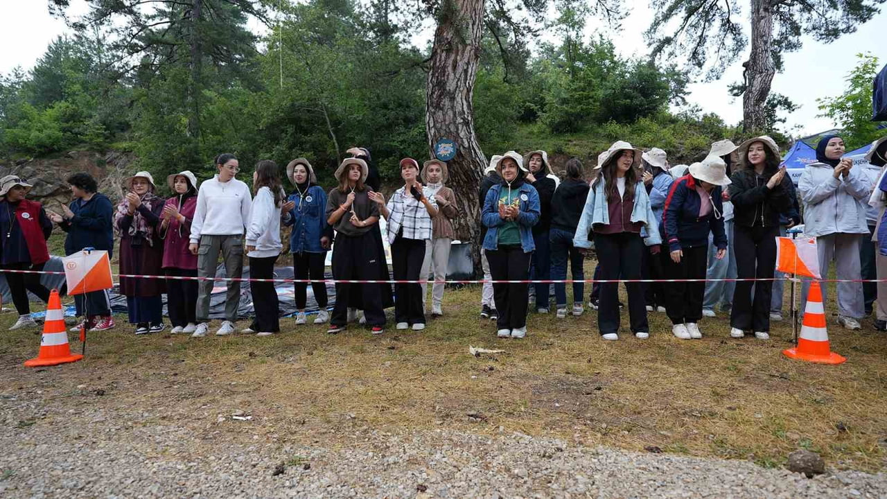 KAHRAMANMARAŞ BÜYÜKŞEHİR BELEDİYESİ TARAFINDAN DÜZENLENEN"TÜBİTAK ASTRONOMİ VE UZAY" TEMALI KAMPTA...