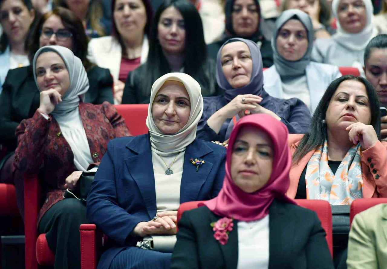 KAHRAMANMARAŞ VALİSİ MÜKERREM ÜNLÜER'İN EŞİ SELMA ÜNLÜER'İN ÖNCÜLÜĞÜNDE YÜRÜTÜLEN ÇALIŞMALARIN...