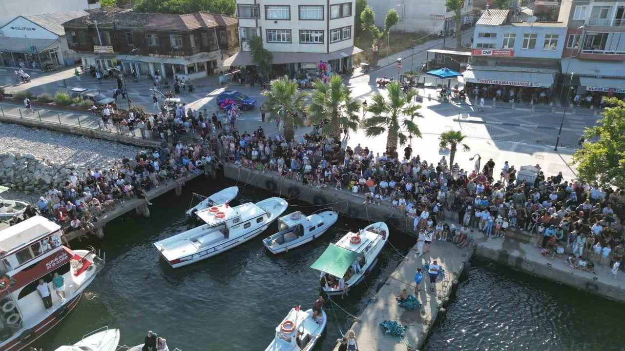 KARABİGA BELEDİYESİ TARAFINDAN DÜZENLENEN 42. PRİAPOS DENİZ FESTİVALİ, BÜYÜK BİR COŞKUYLA...