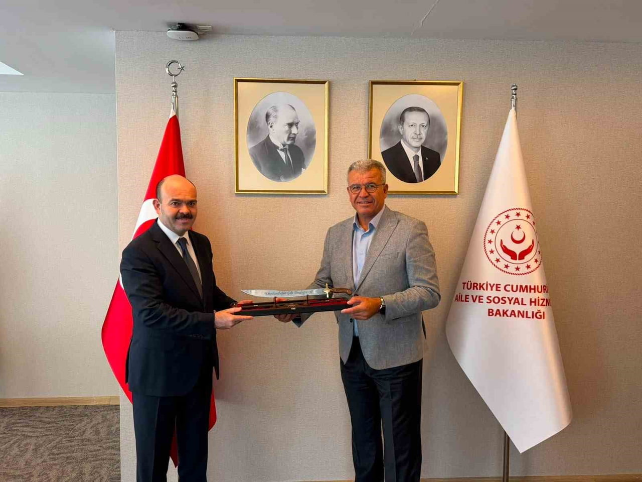 KARABİGA BELEDİYESİ, TÜRKİYE'DE BELEDİYE BÜNYESİNDE FAALİYET GÖSTEREN İLK ÖZEL ZİHİNSEL ENGELLİ...