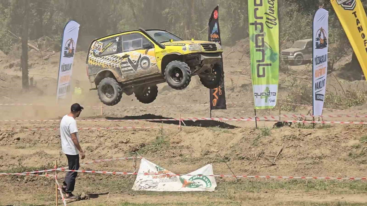 KARABÜK'ÜN YENİCE İLÇESİNDE BU YIL İKİNCİSİ DÜZENLENEN YENİCE OFF-ROAD FESTİVALİ, SON GÜNÜNDE...