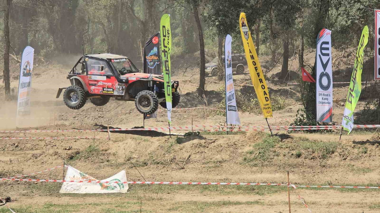 KARABÜK'ÜN YENİCE İLÇESİNDE BU YIL İKİNCİSİ DÜZENLENEN YENİCE OFF-ROAD FESTİVALİ, SON GÜNÜNDE...